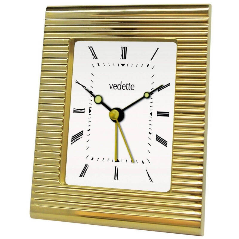Réveil de style à quartz VEDETTE Réveil de style à quartz VEDETTE