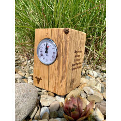Horloge de forêt vieillie